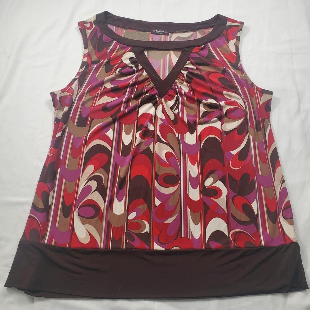 Cocomo Women Multicolor top with very shallow V design Sleeveless sz 8